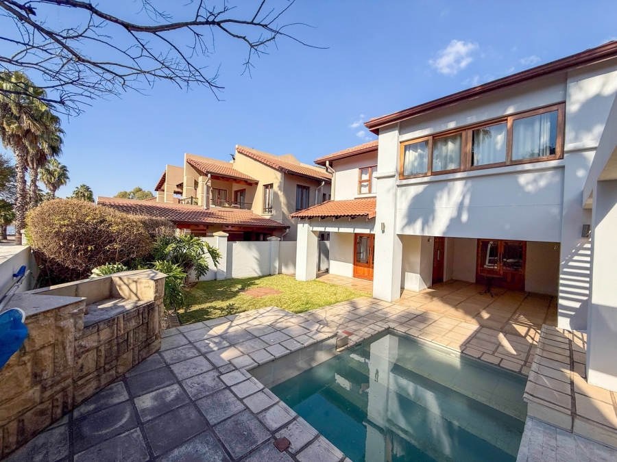 4 Bedroom Property for Sale in Eagles Landing North West